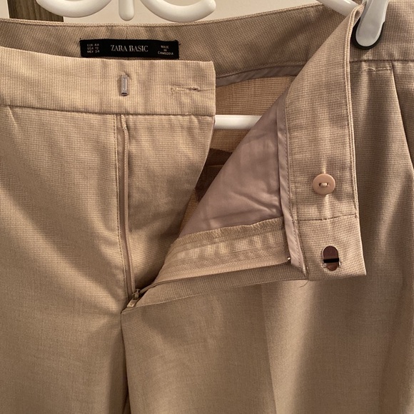 Zara - Picture 3 of 6